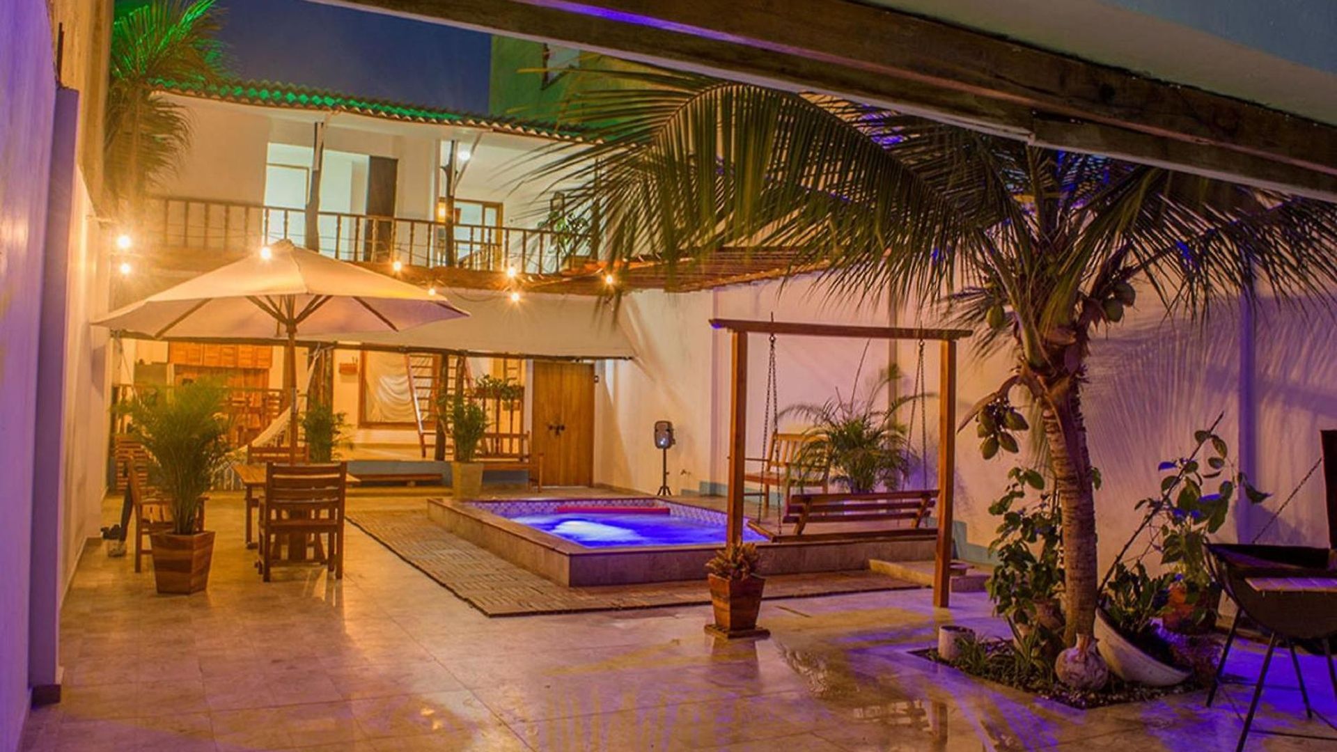Hb2 Triple With Shared Bathroom Cartagena