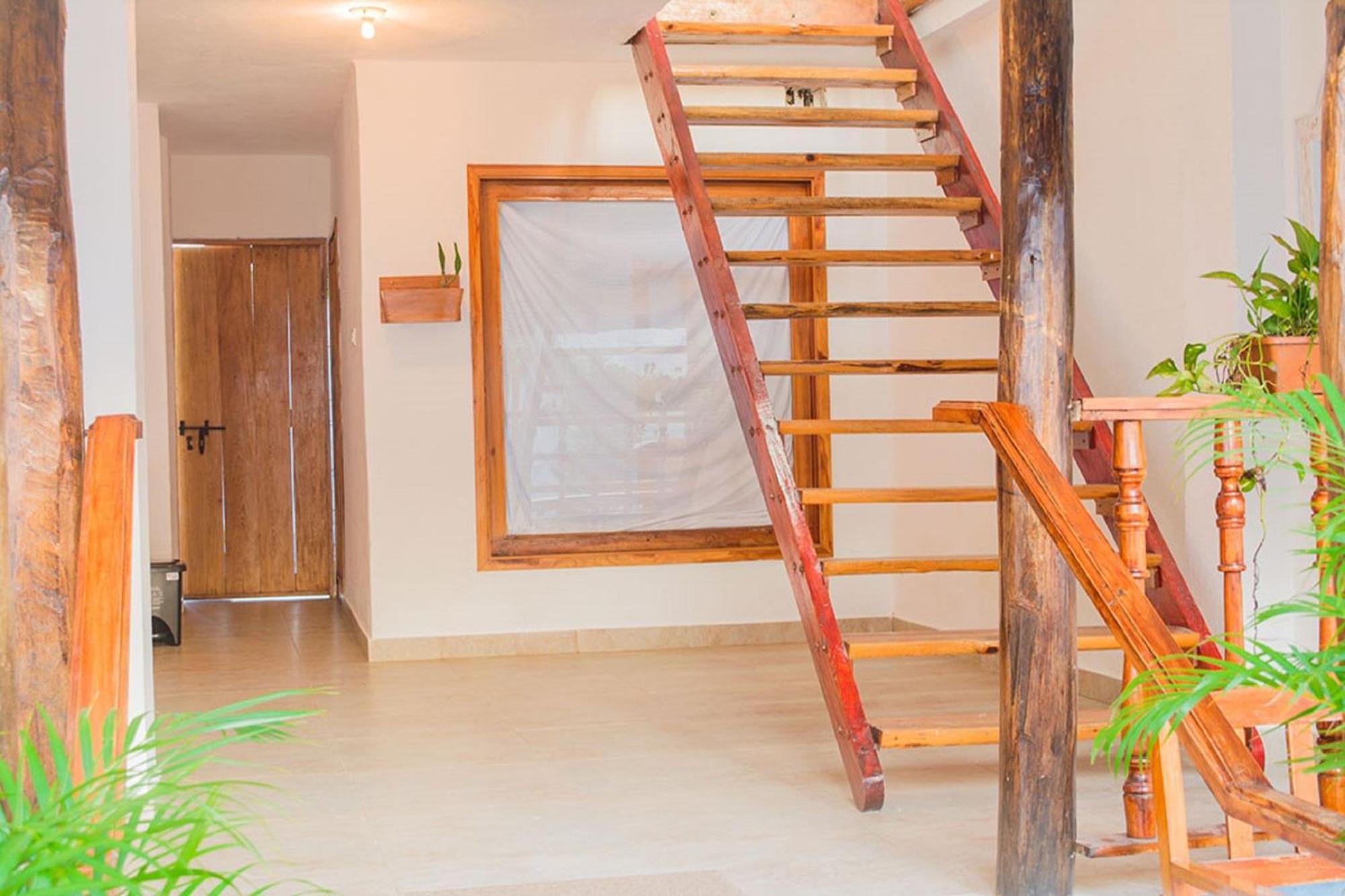 Hb2 Triple With Shared Bathroom Pensión Cartagena